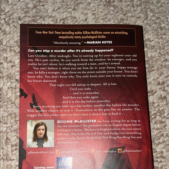 Wrong Place Wrong Time by Gillian McAllister - Picture 3 of 5